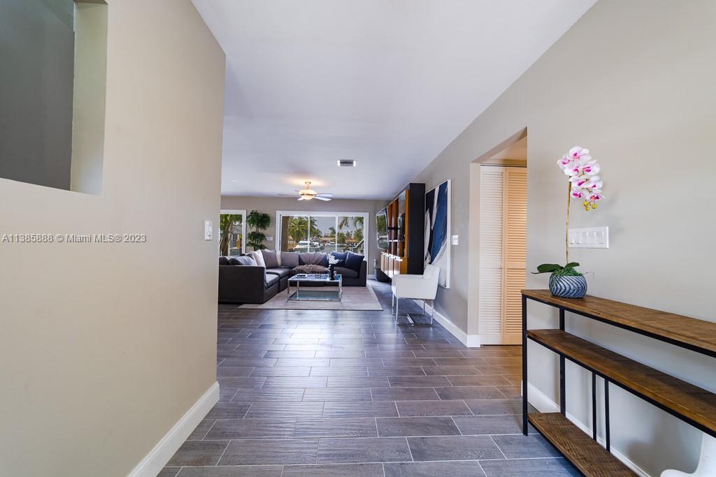 EASTERN SHORES - Residential