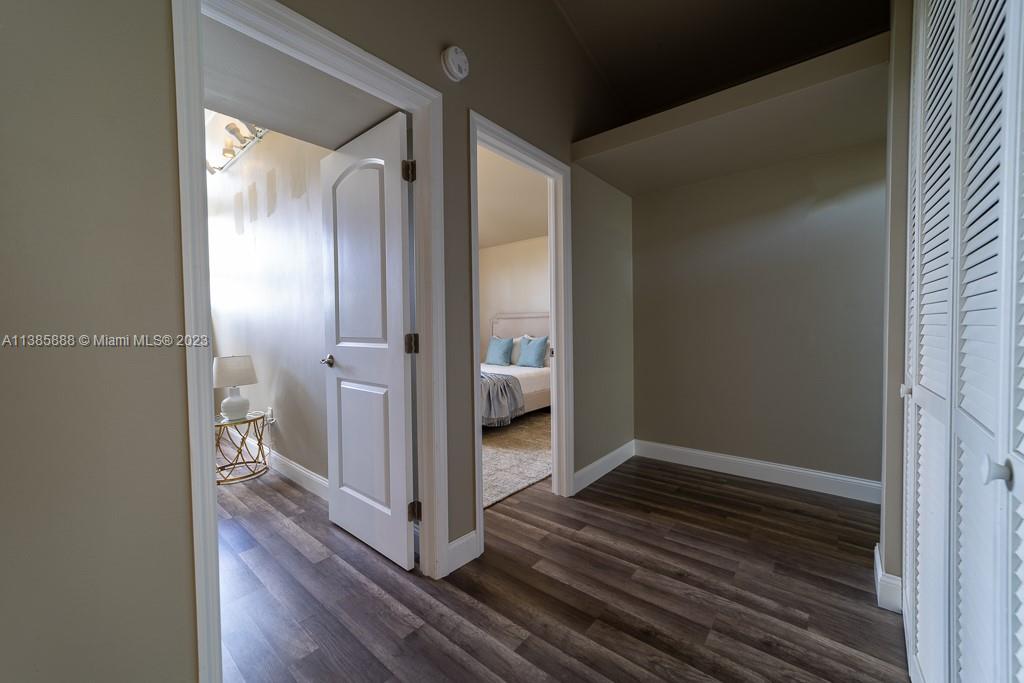 EASTERN SHORES - Residential