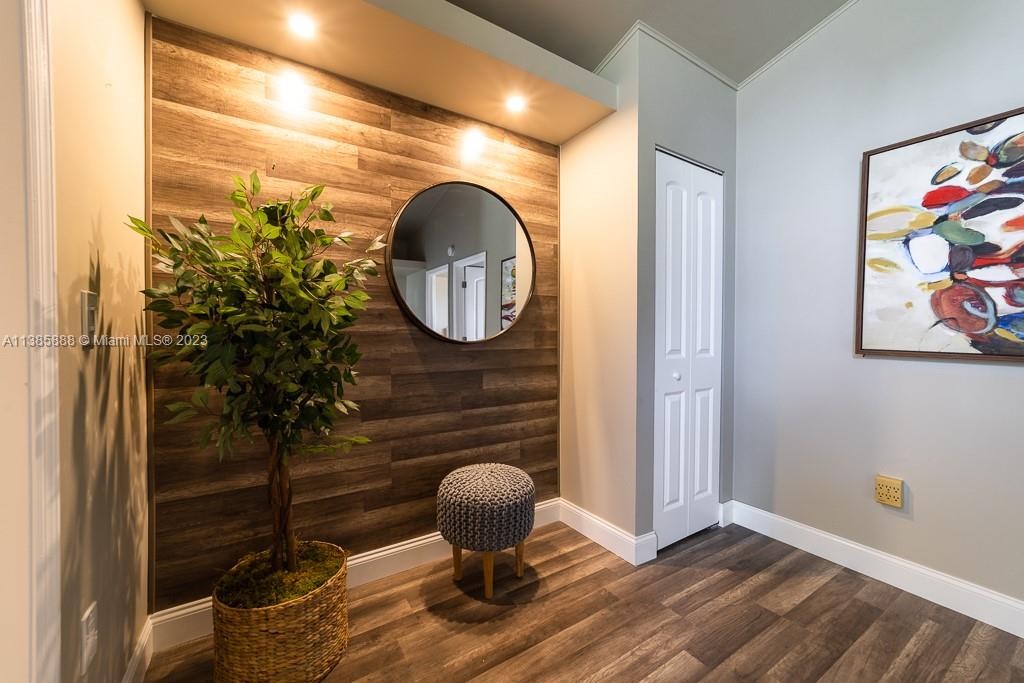 EASTERN SHORES - Residential