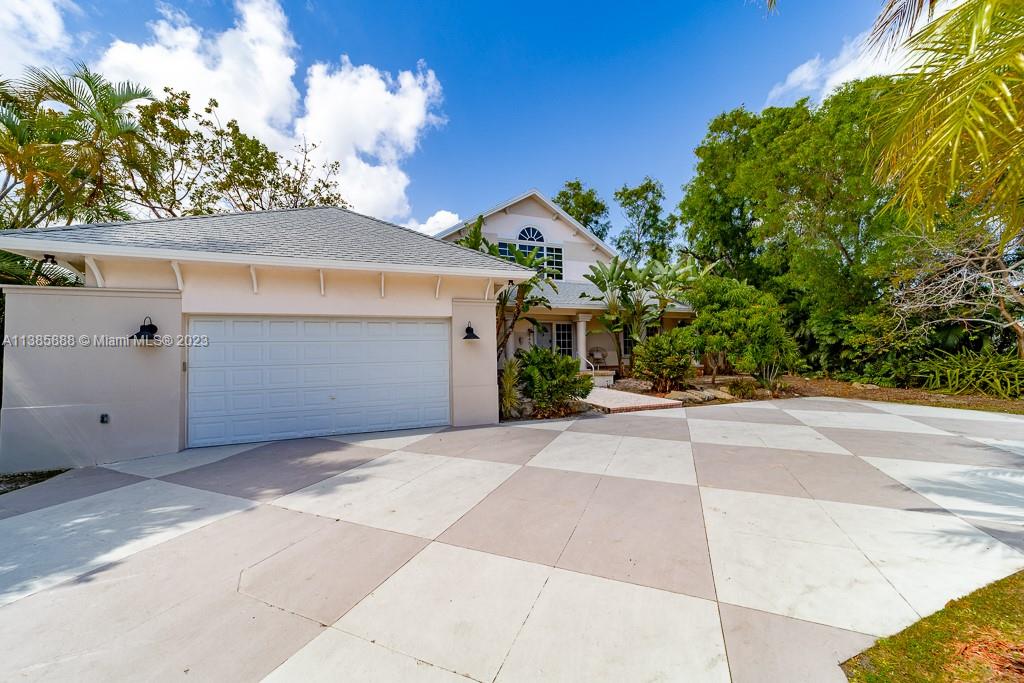 EASTERN SHORES - Residential