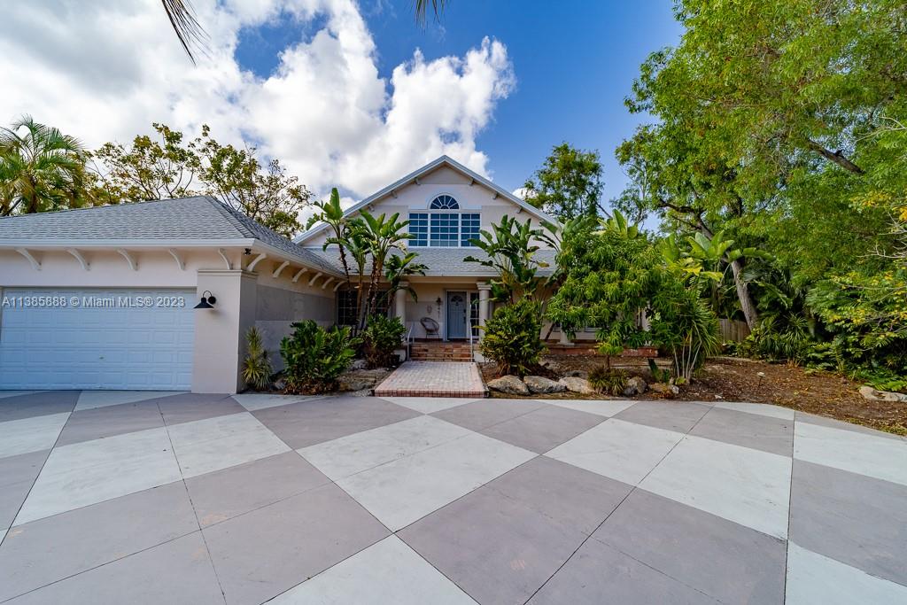 EASTERN SHORES - Residential