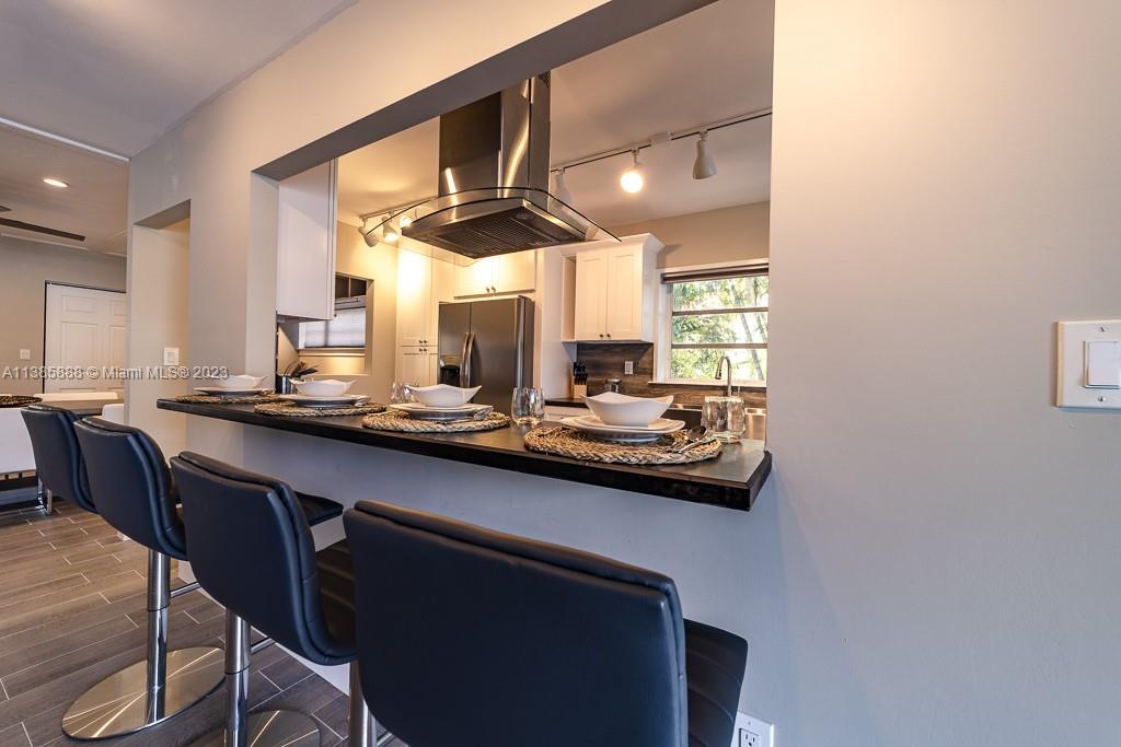 EASTERN SHORES - Residential