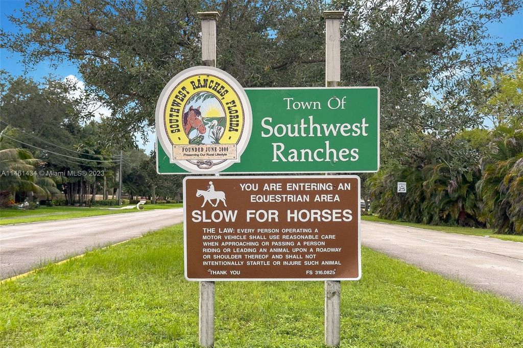 Photo of 16790 SW 64th St, Southwest Ranches, FL 33331 (MLS # A11461434)