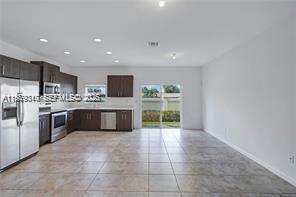 CRICKET CLUB - Residential