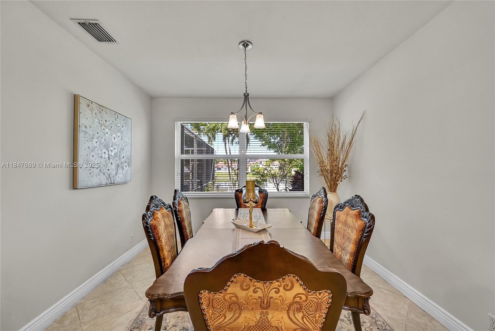 HOLIDAY SPRINGS EAST - Residential