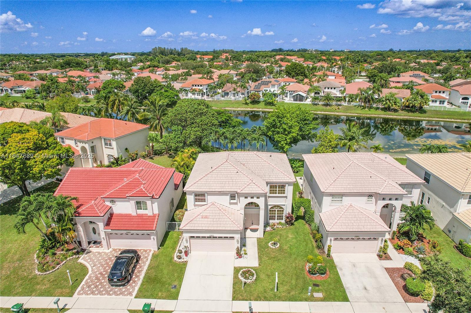 HOLIDAY SPRINGS EAST - Residential