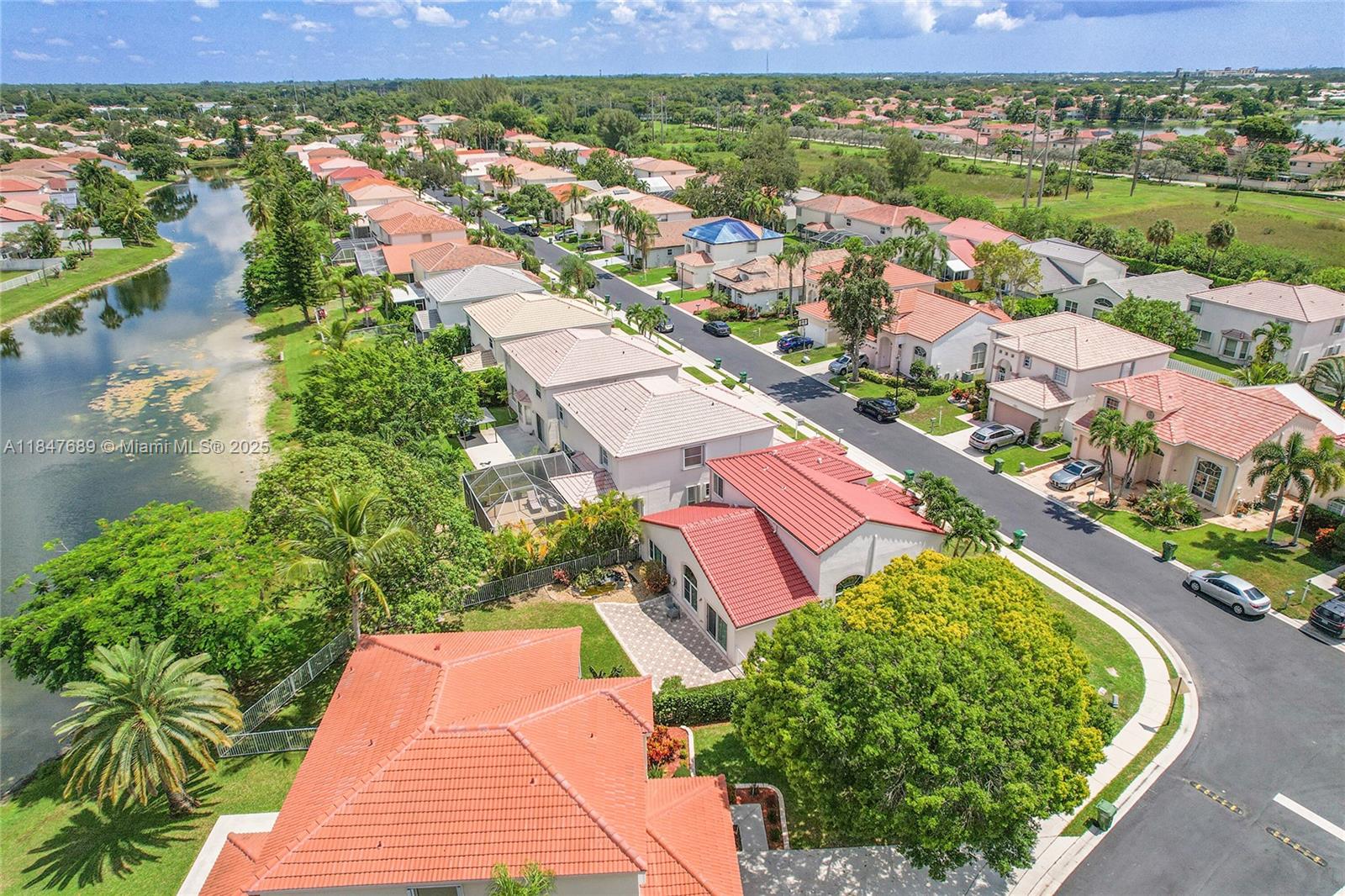 HOLIDAY SPRINGS EAST - Residential