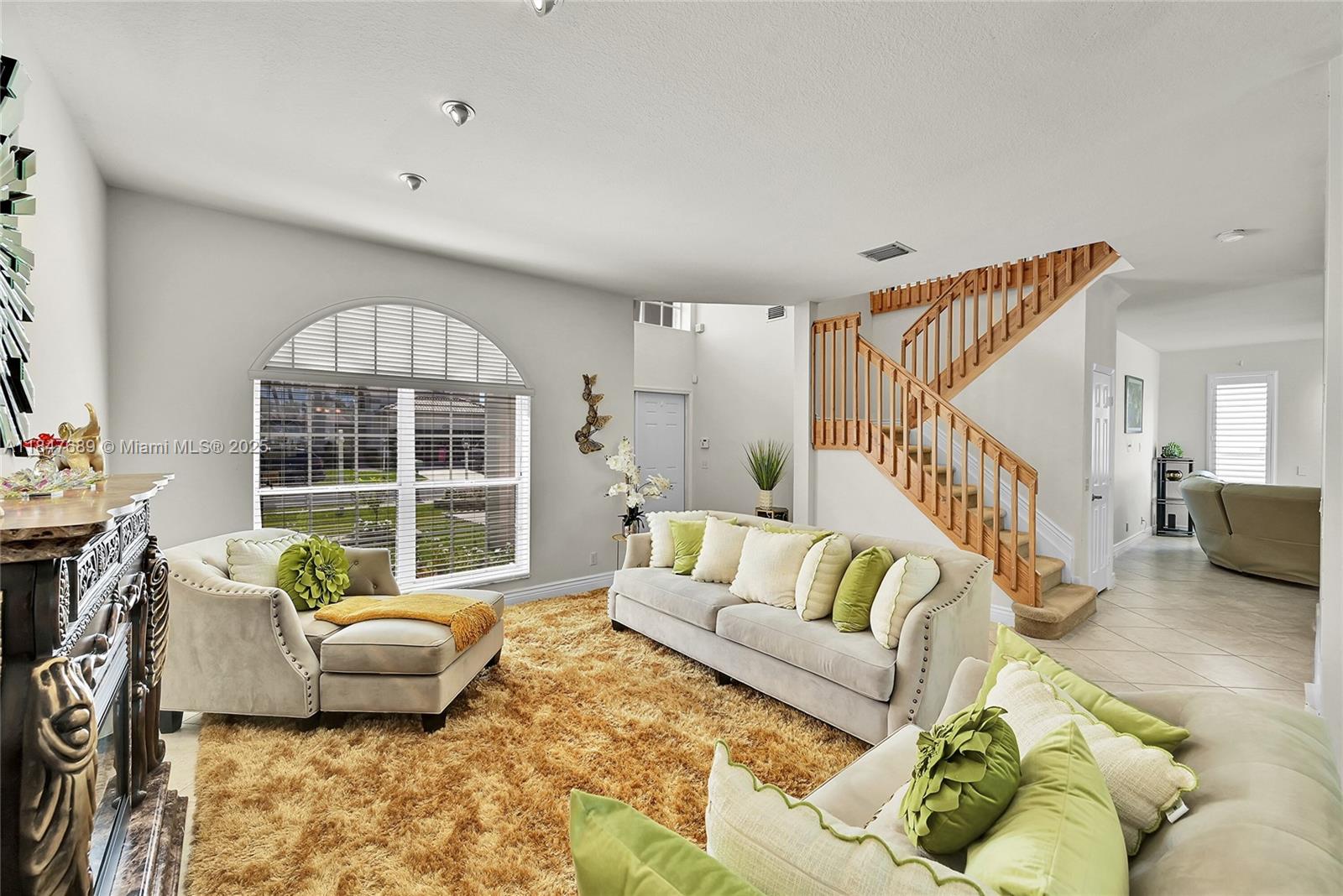 HOLIDAY SPRINGS EAST - Residential