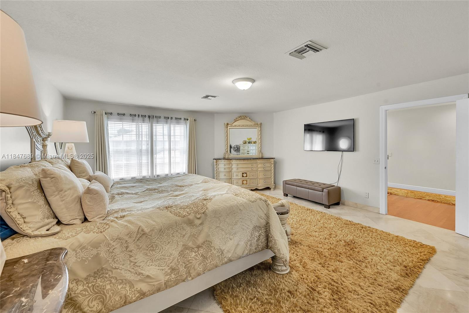 HOLIDAY SPRINGS EAST - Residential