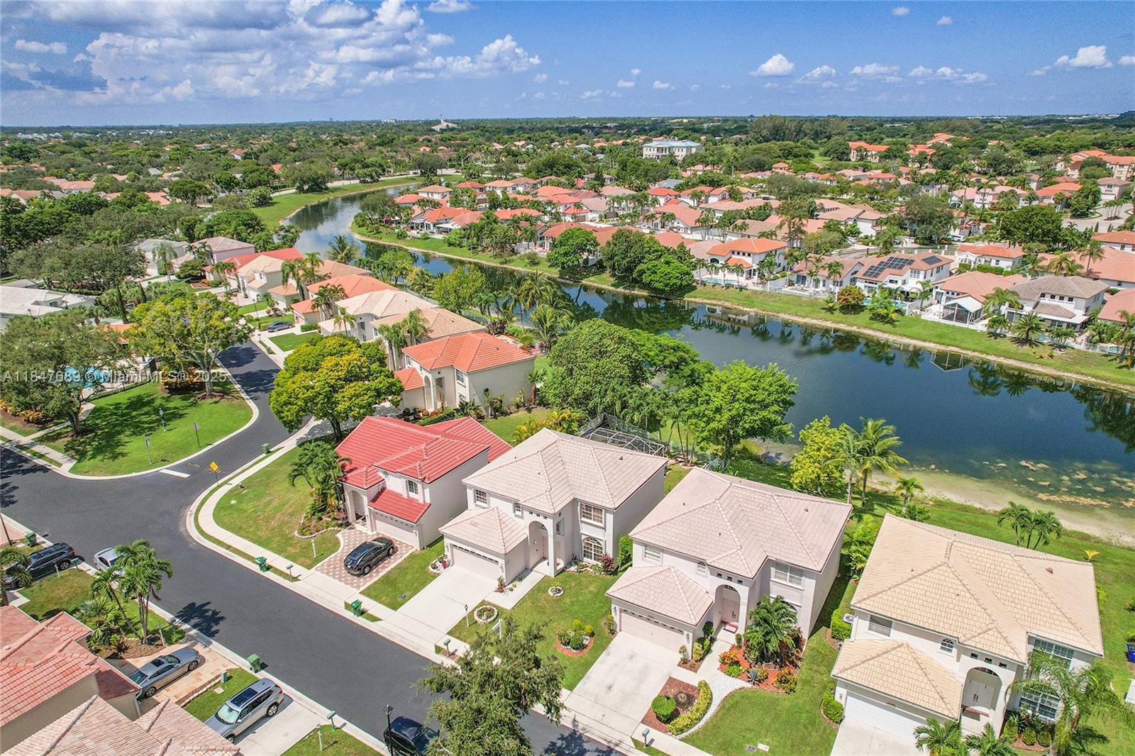 HOLIDAY SPRINGS EAST - Residential