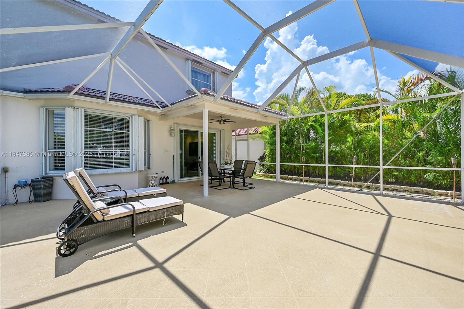 HOLIDAY SPRINGS EAST - Residential