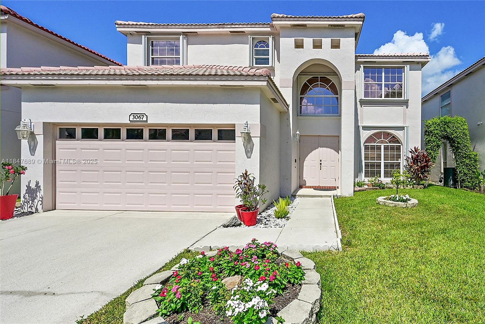 HOLIDAY SPRINGS EAST - Residential