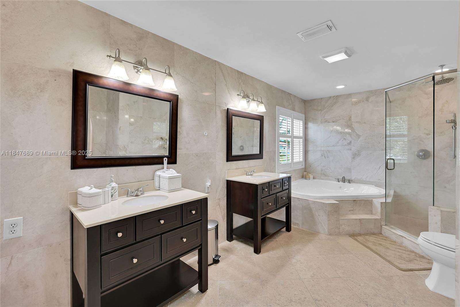 HOLIDAY SPRINGS EAST - Residential