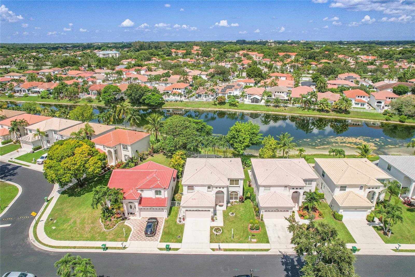 HOLIDAY SPRINGS EAST - Residential