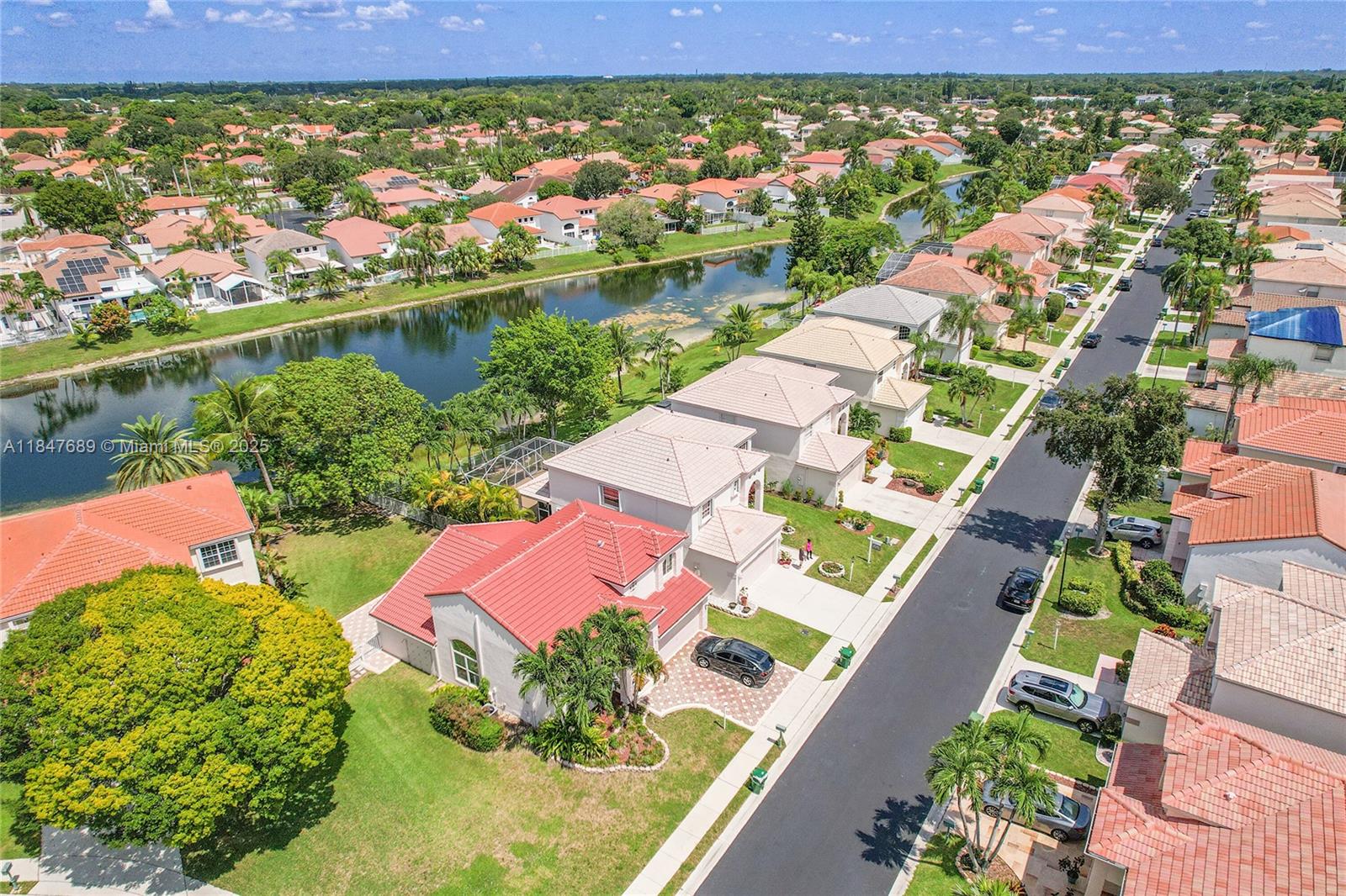 HOLIDAY SPRINGS EAST - Residential