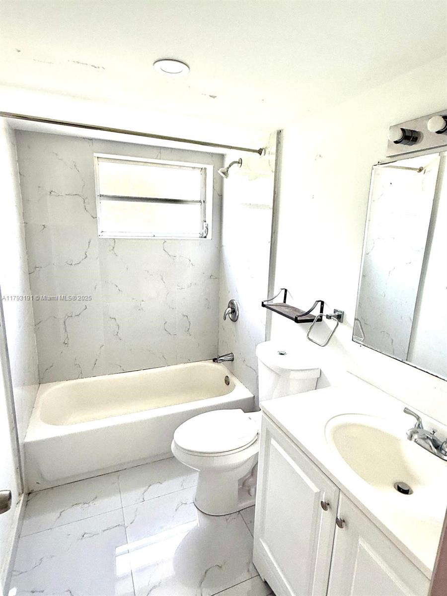 ROLLING GREEN CONDO D - Residential