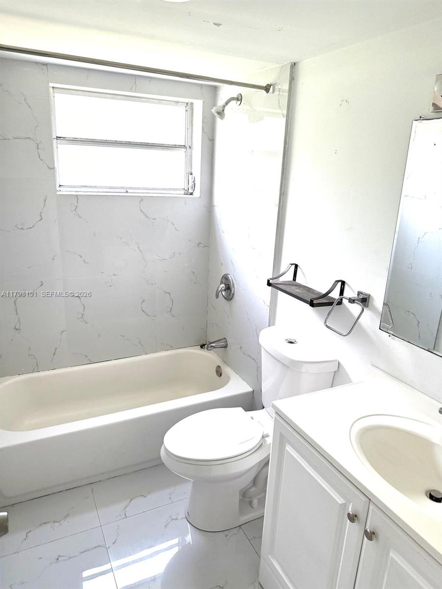 ROLLING GREEN CONDO D - Residential