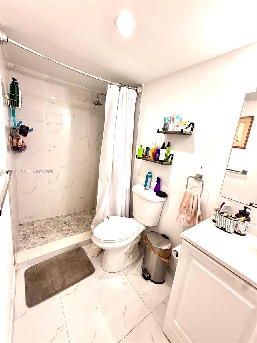 ROLLING GREEN CONDO D - Residential