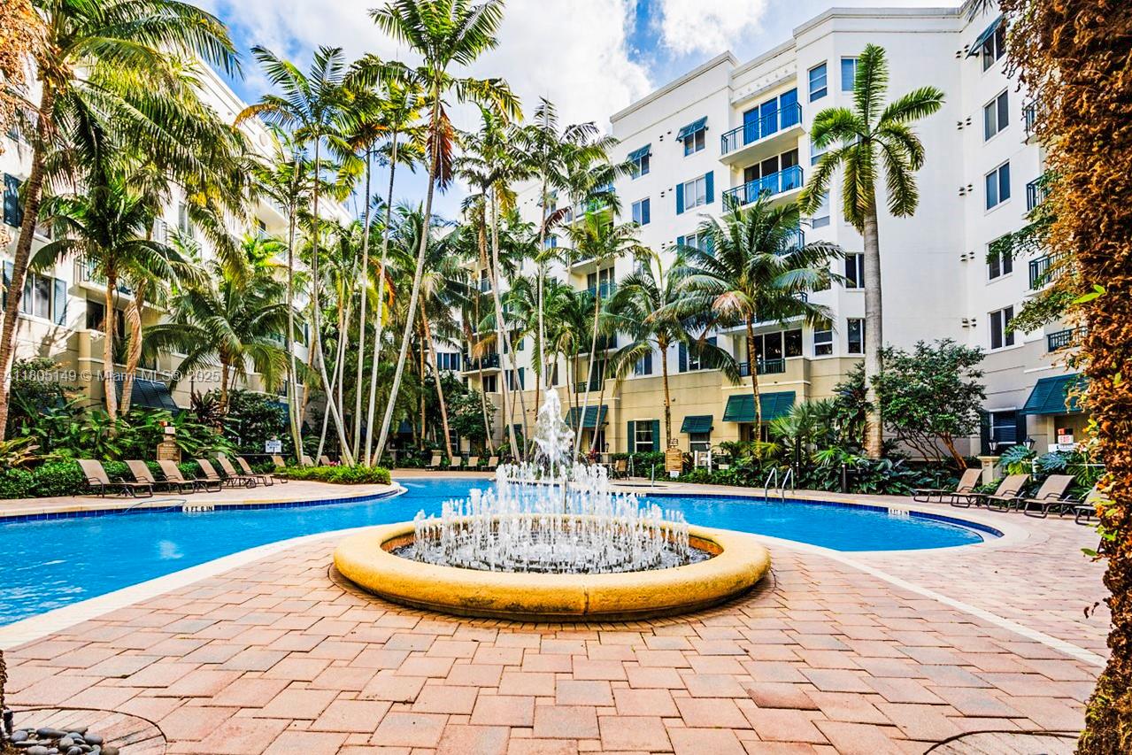 VERANDA CONDO - Residential