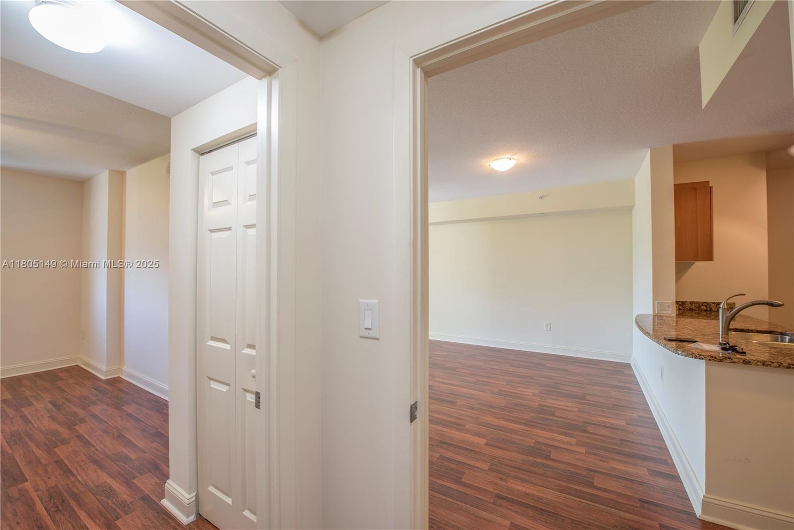 VERANDA CONDO - Residential