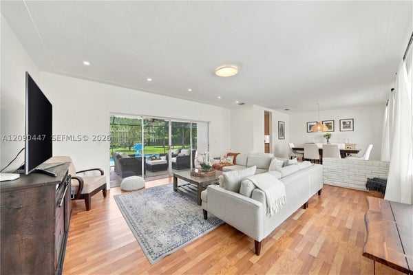 7420 SW 130TH ST, PINECREST, FL 33156 - Image 30cf8c2f3558d7d7b7cd78e866a221ec/4282018111