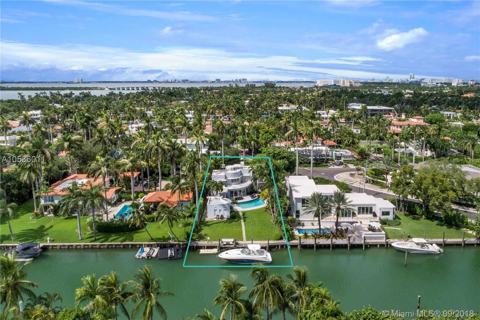 SUNSET ISLANDS-ISLAND NO - Residential