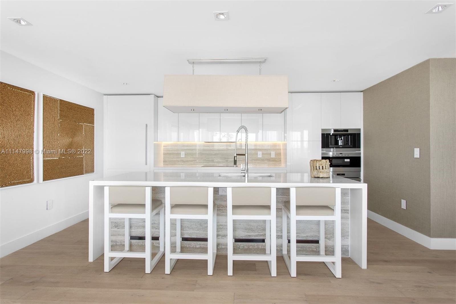 1 Hotel & Homes - Residential