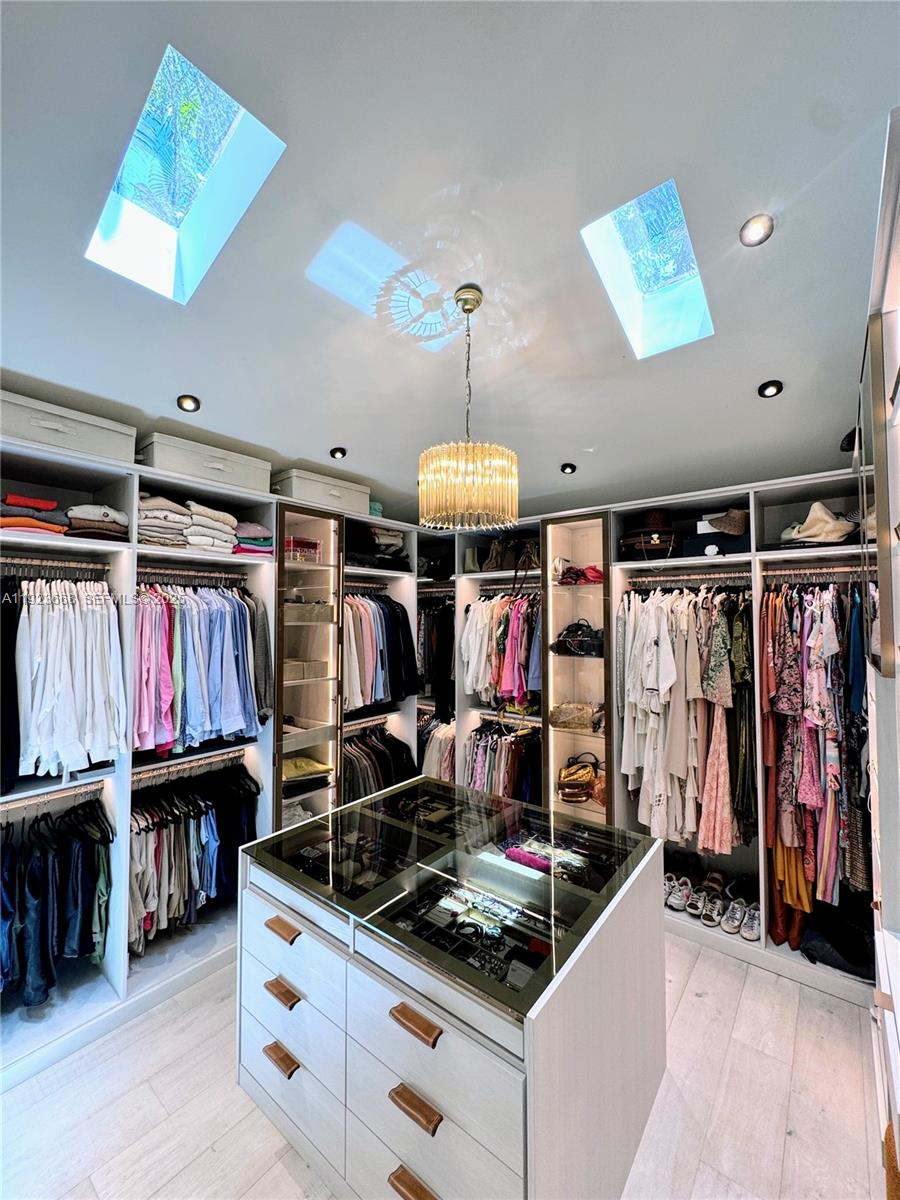 NEW BELLE MEADE SUB - Residential