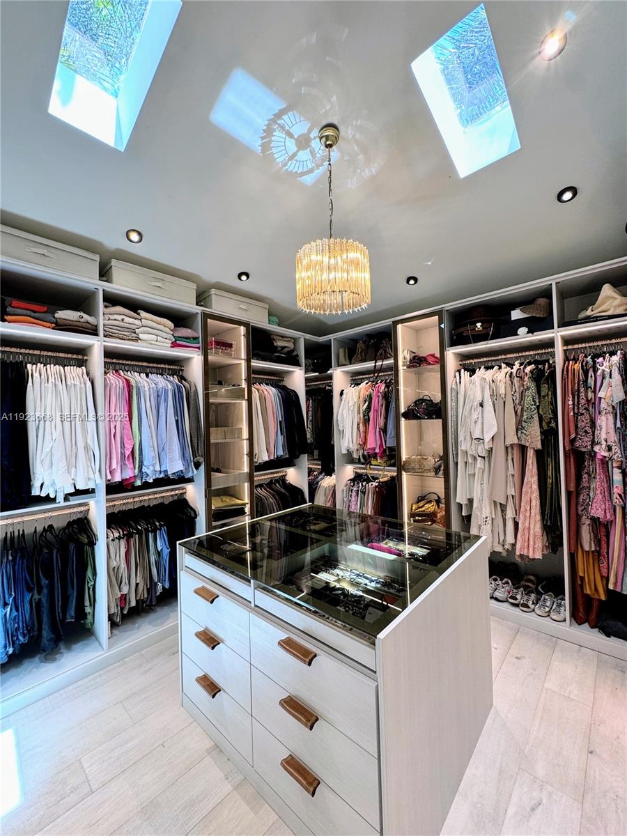 NEW BELLE MEADE SUB - Residential