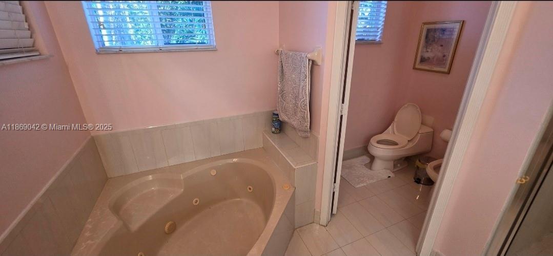 CRESTVIEW LAKES 1ST ADDN - Residential