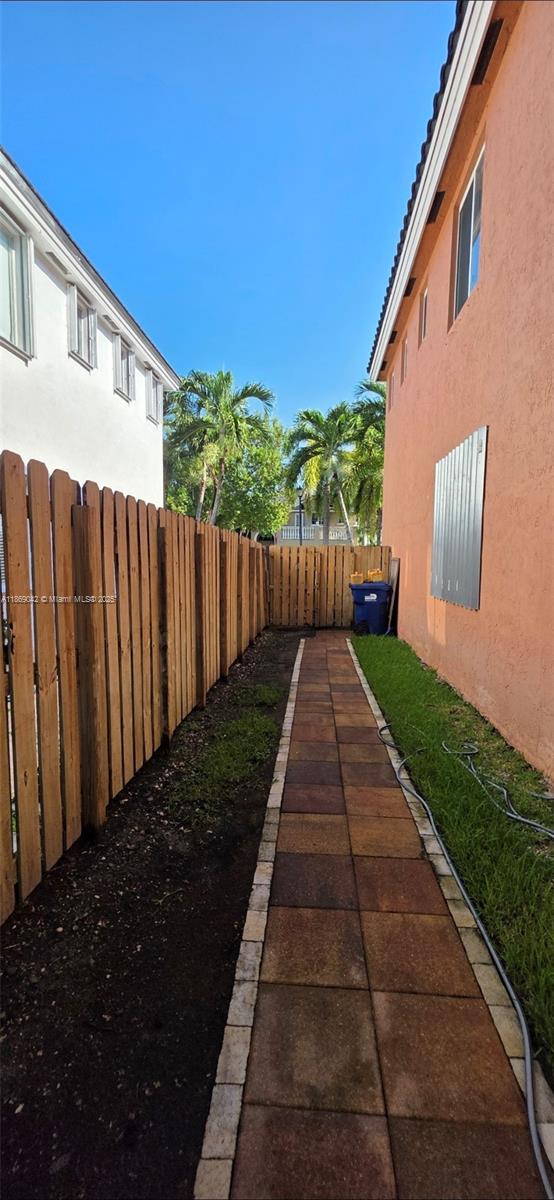 CRESTVIEW LAKES 1ST ADDN - Residential