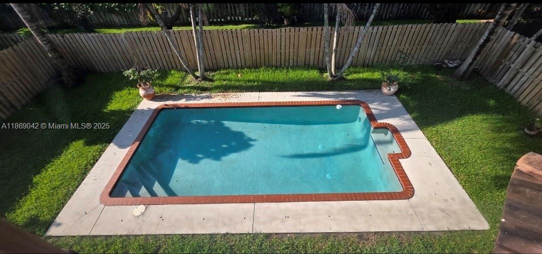 CRESTVIEW LAKES 1ST ADDN - Residential