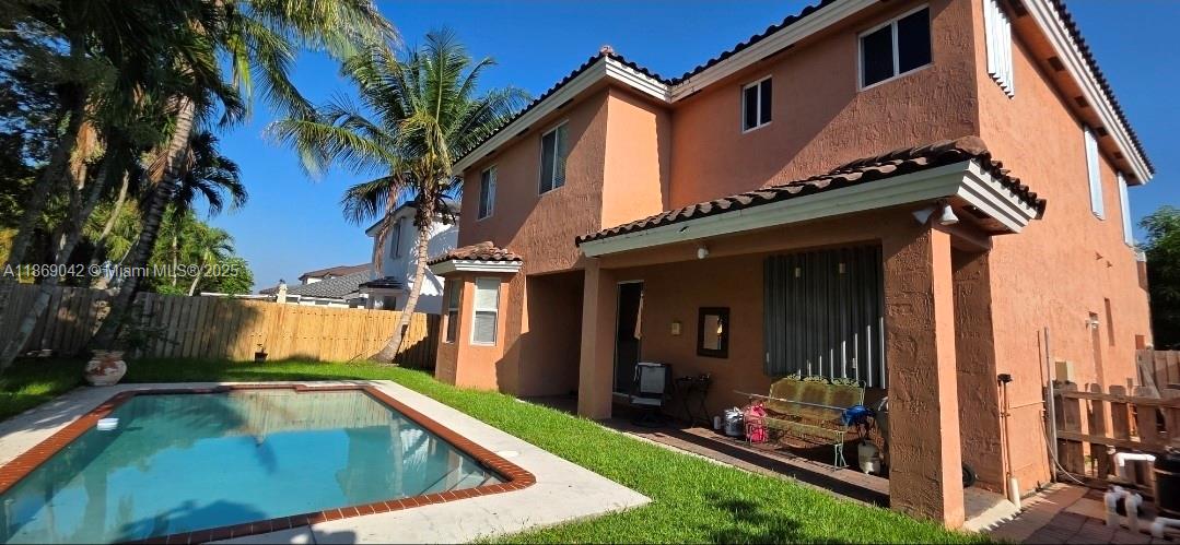 CRESTVIEW LAKES 1ST ADDN - Residential