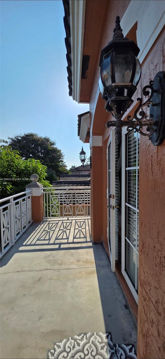 CRESTVIEW LAKES 1ST ADDN - Residential