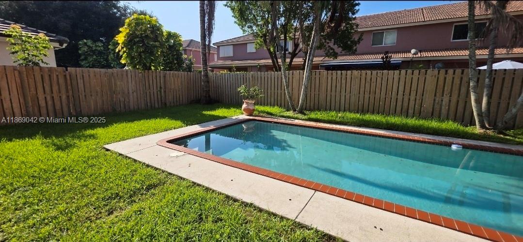 CRESTVIEW LAKES 1ST ADDN - Residential