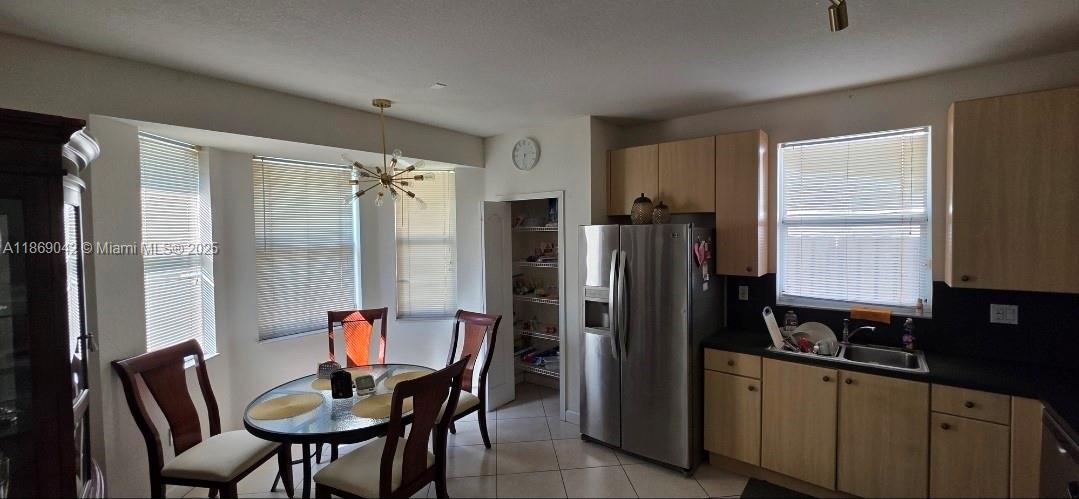 CRESTVIEW LAKES 1ST ADDN - Residential