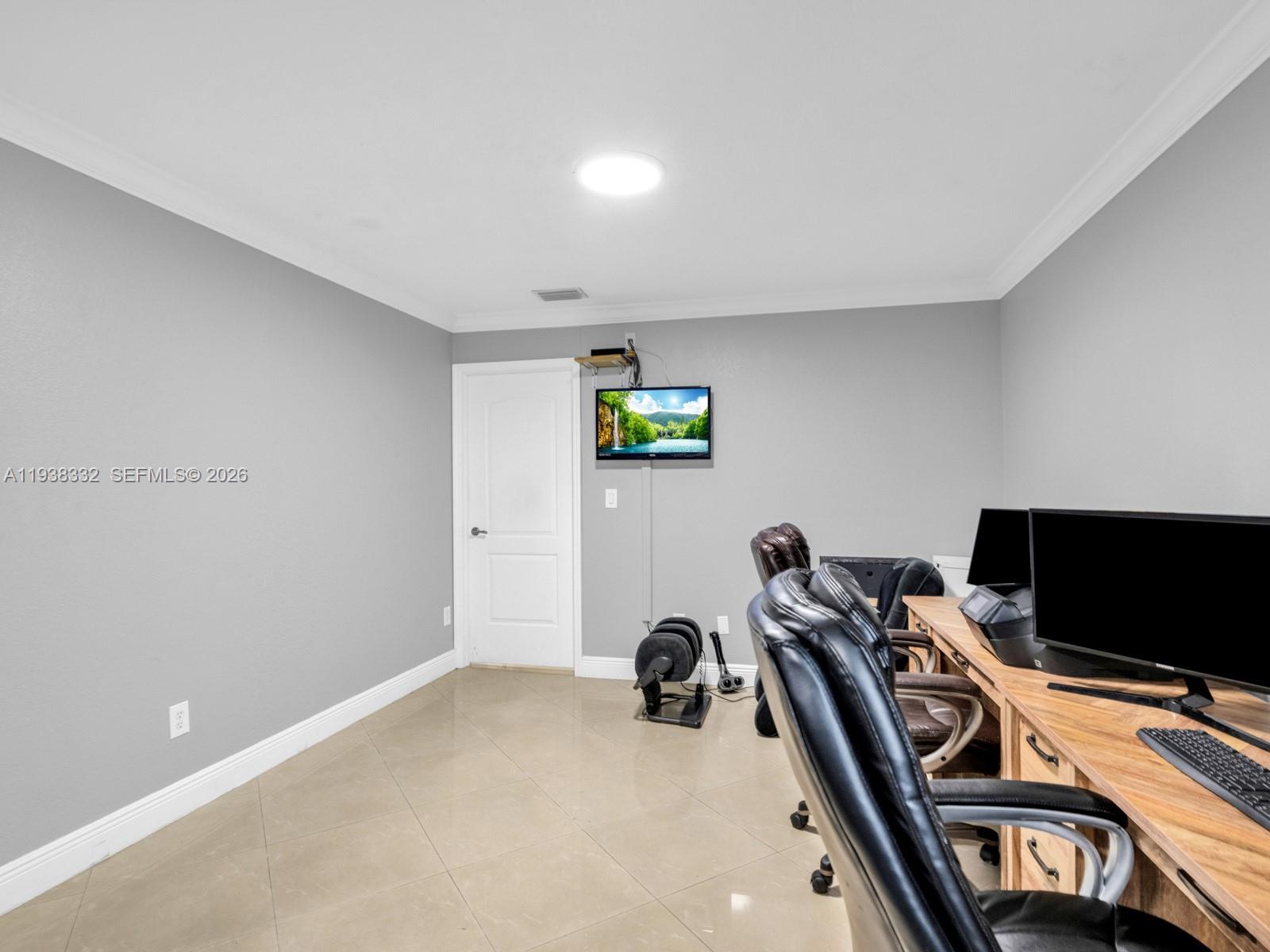 BIRD VILLAS SUB - Residential