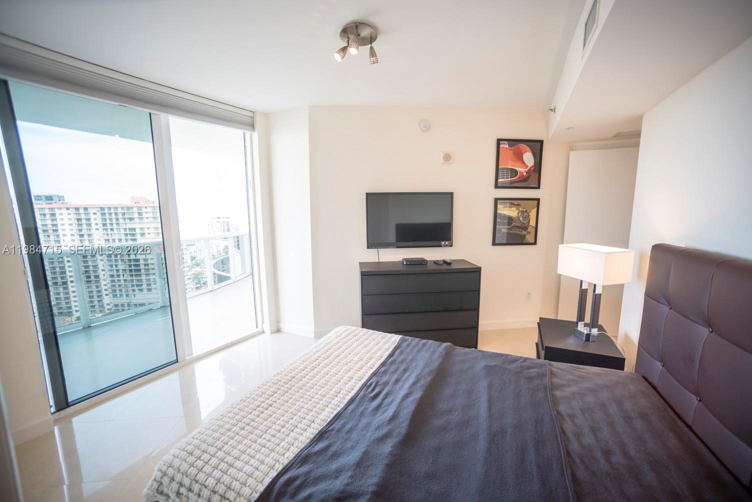 OCEAN FOUR CONDO - Residential Lease