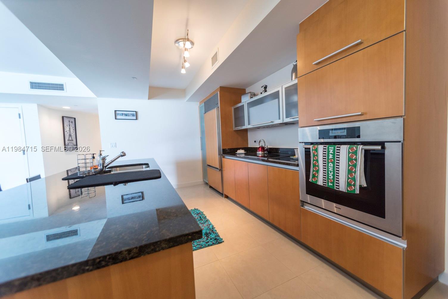 OCEAN FOUR CONDO - Residential Lease