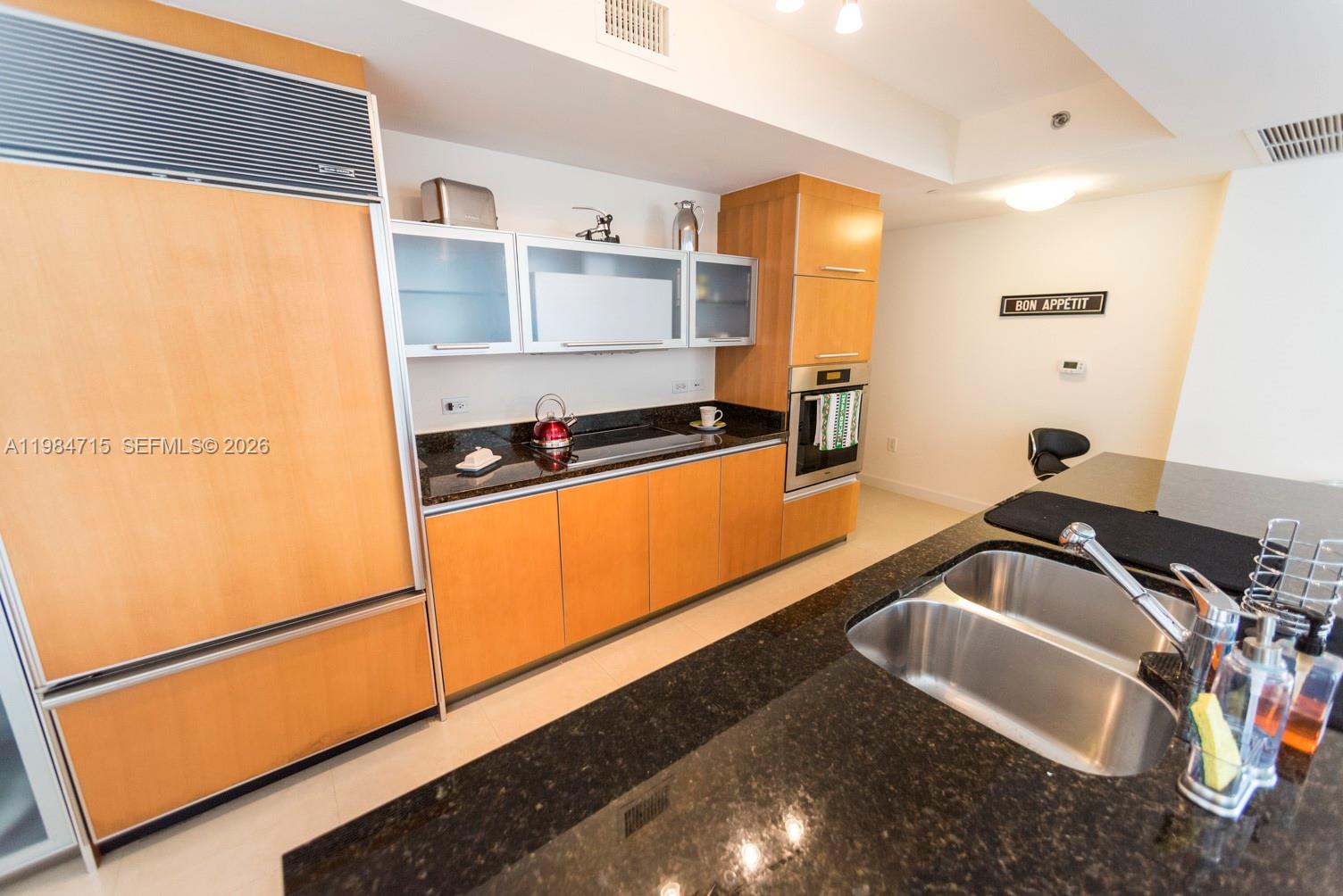 OCEAN FOUR CONDO - Residential Lease