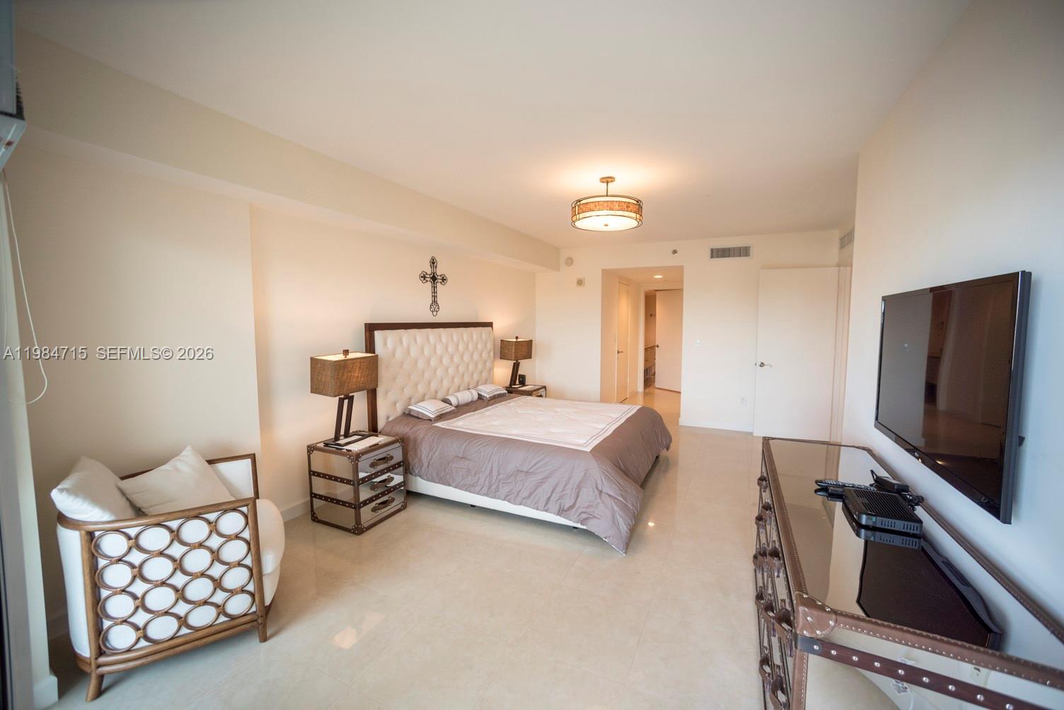 OCEAN FOUR CONDO - Residential Lease