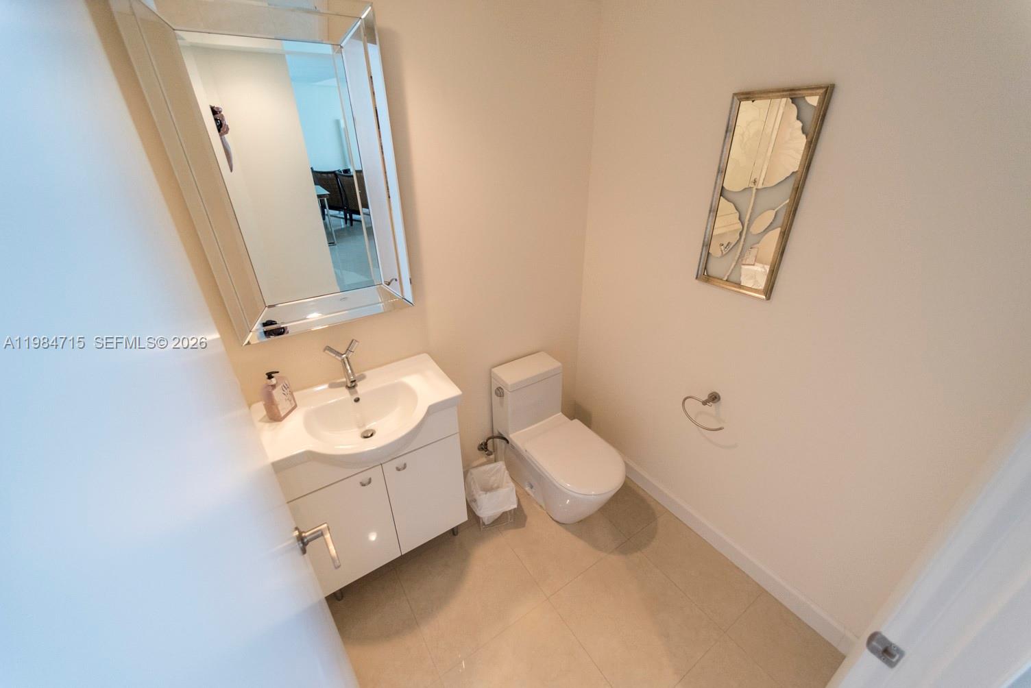 OCEAN FOUR CONDO - Residential Lease