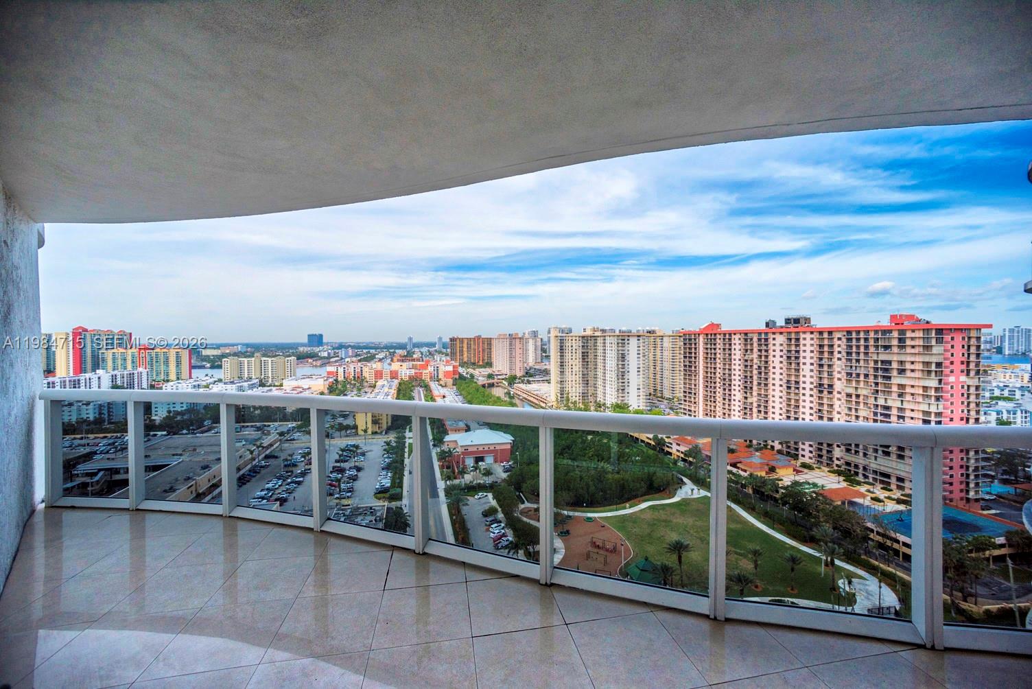 OCEAN FOUR CONDO - Residential Lease