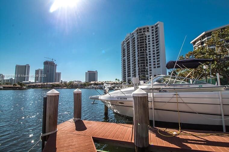 OLYMPUS CONDO - Residential Lease