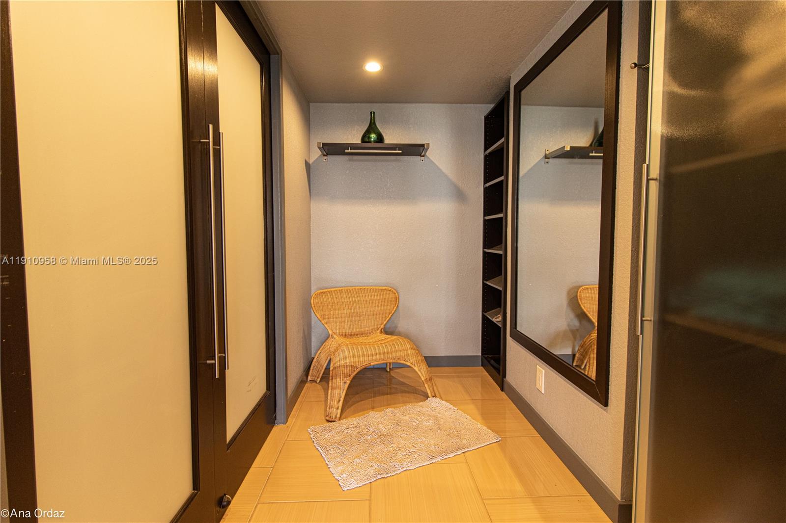 OLYMPUS CONDO - Residential Lease