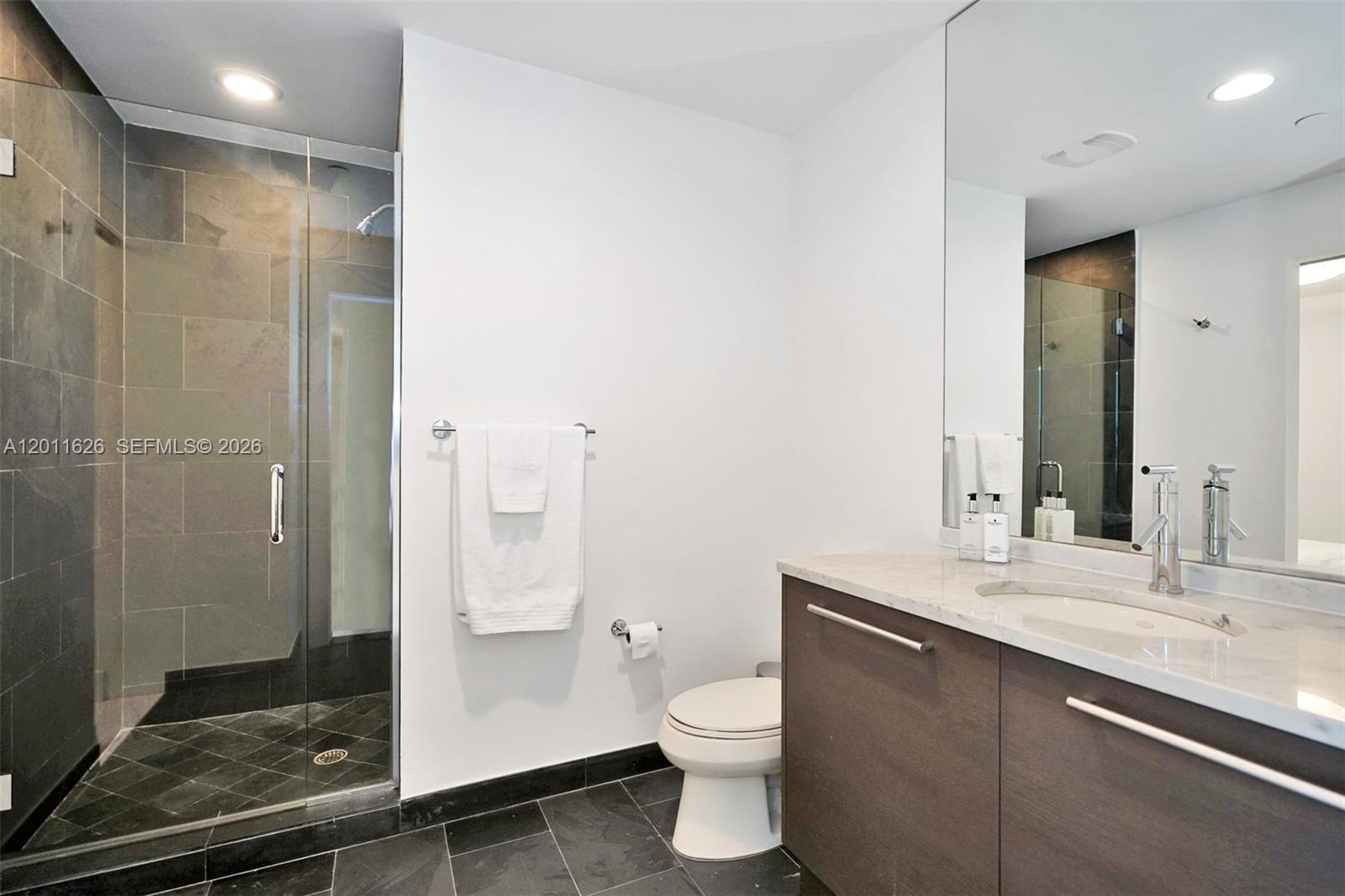 900 BISCAYNE BAY CONDO - Residential