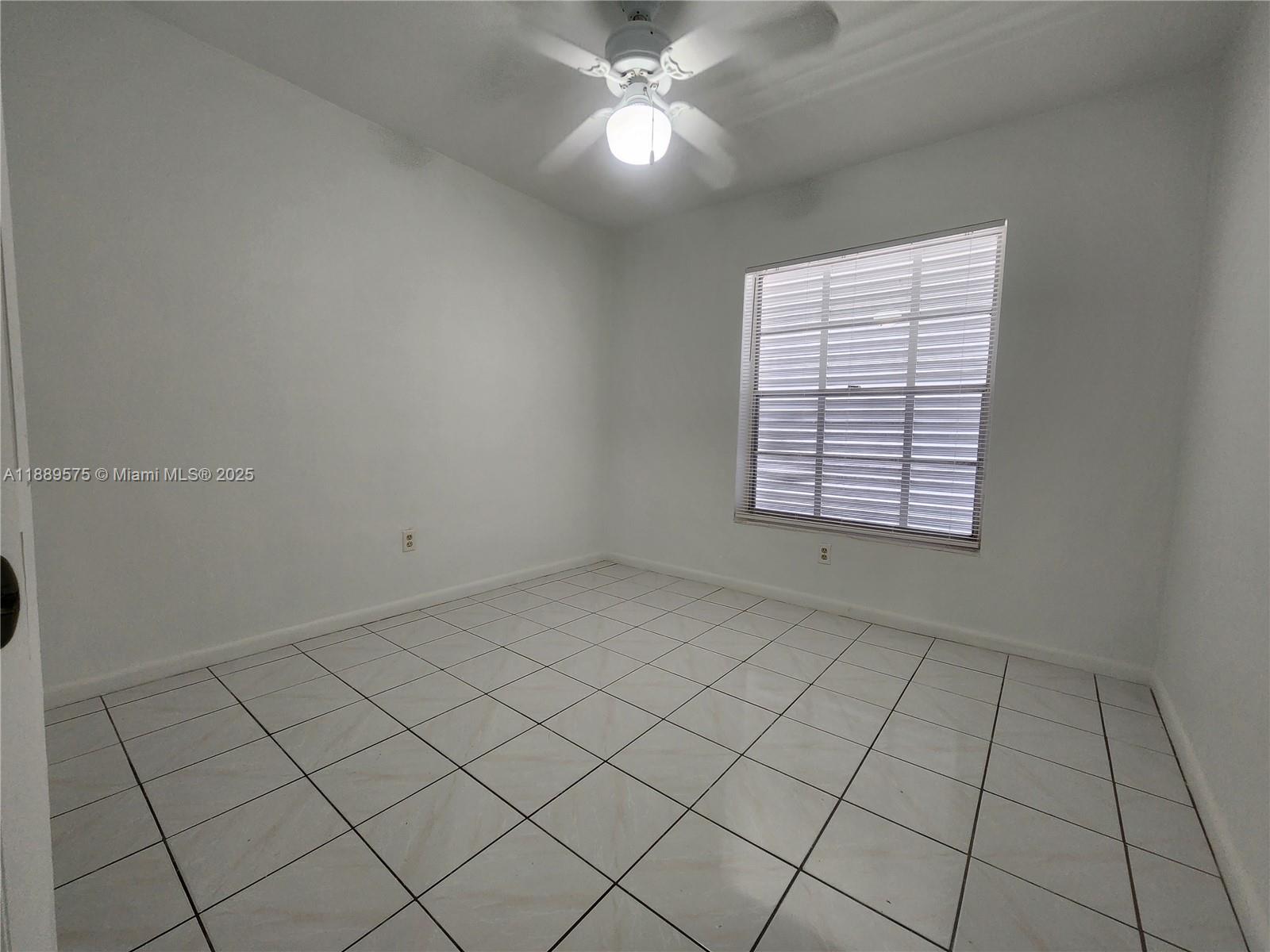 POINT ROYALE SEC 5 - Residential Lease