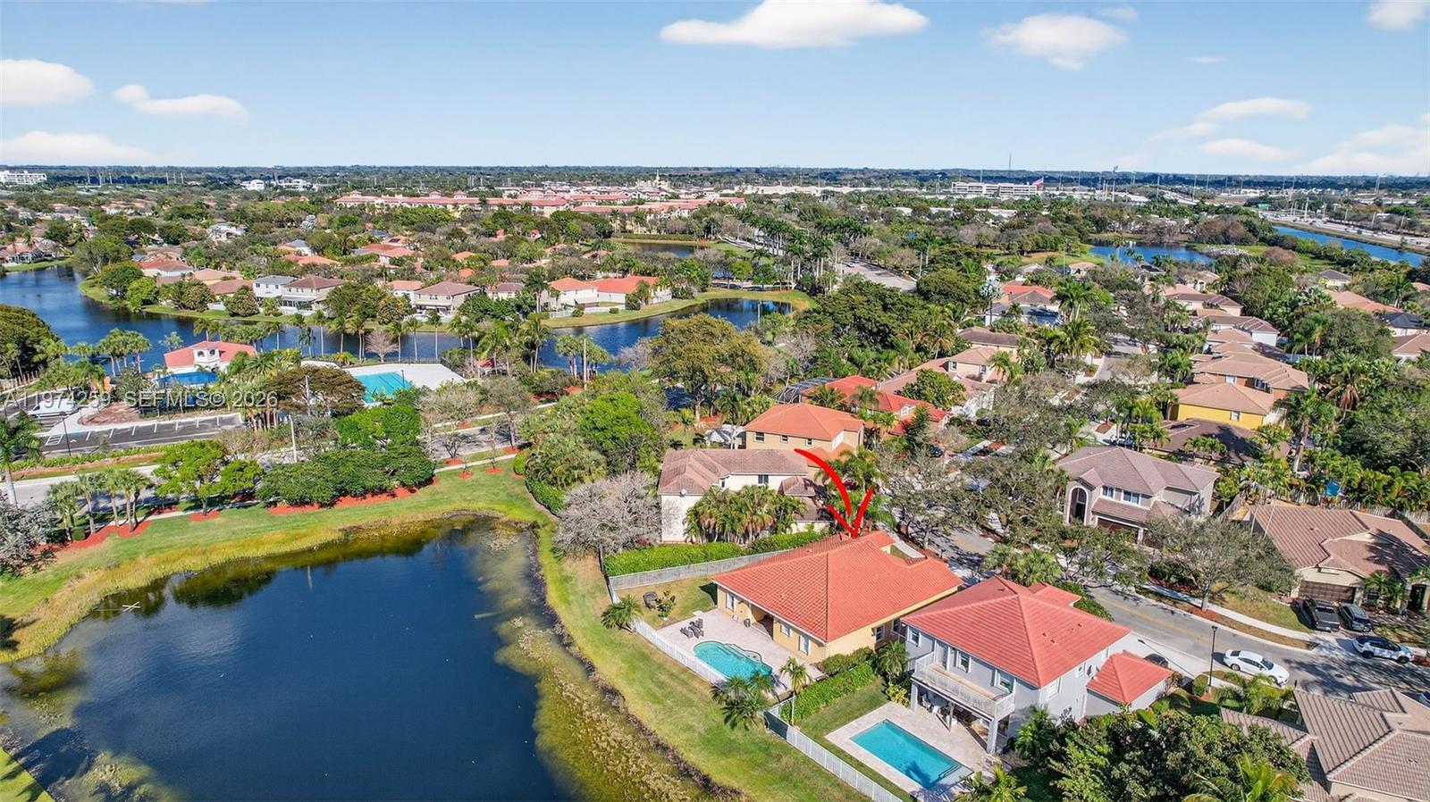 SAPPHIRE POINTE - DIAMOND - Residential