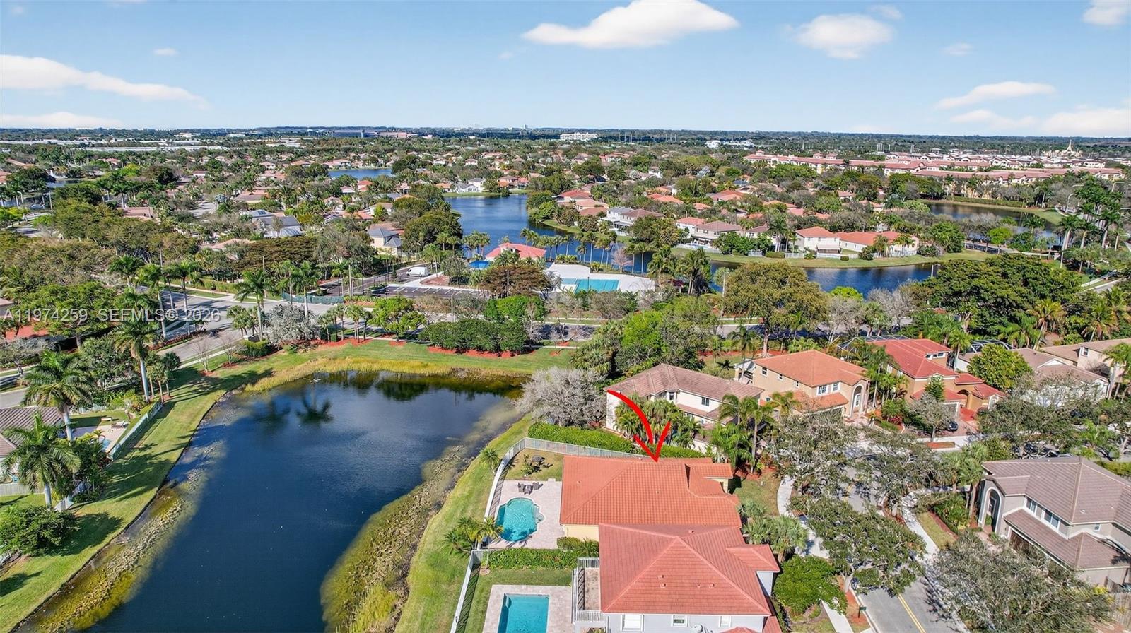 SAPPHIRE POINTE - DIAMOND - Residential