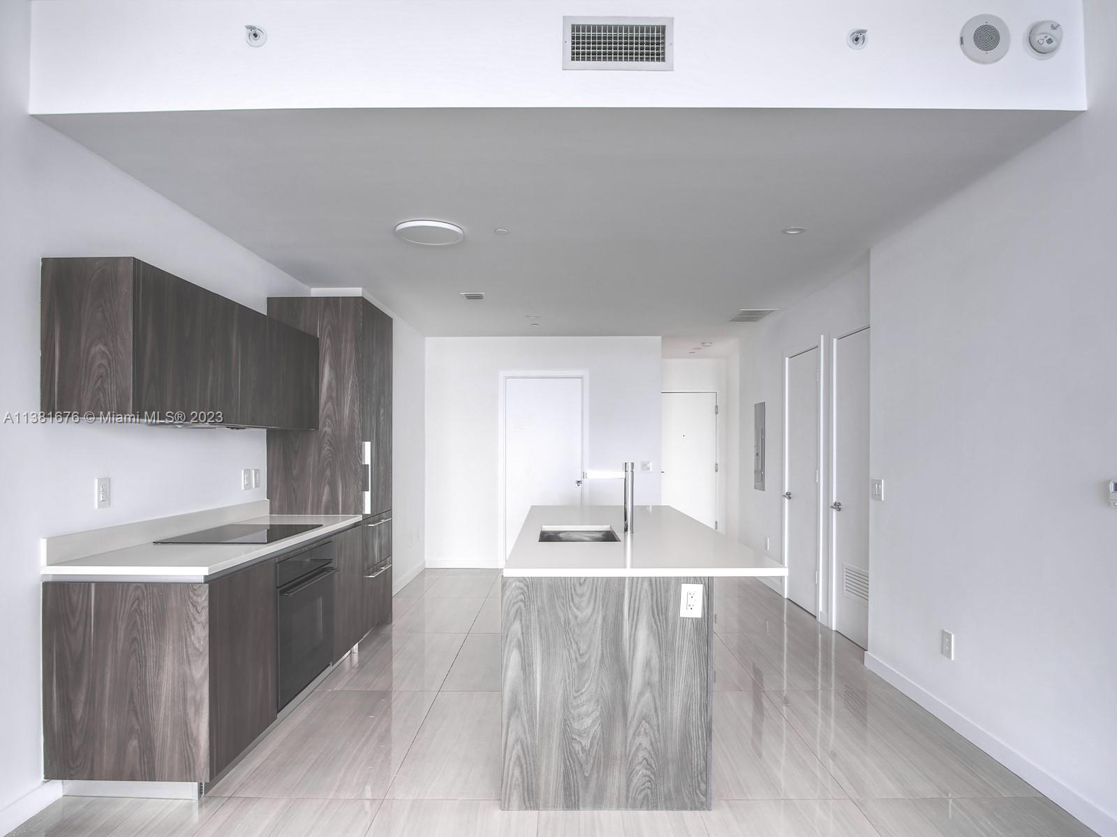 GRAN PARAISO CONDO - Residential Lease